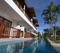 Четырёхместный номер Pool Access с видом на бассейн в Arinara Beach Resort Phuket