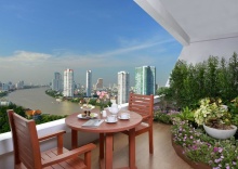 Двухместный люкс Deluxe двуспальная кровать в Centre Point Silom