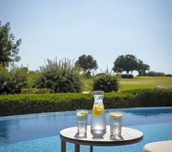 Люкс c 1 комнатой в Aphrodite Hills Hotel