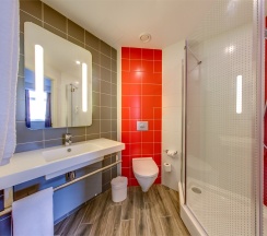 Номер Premium, семейный - с двуспальной кроватью и диваном в ibis Cheboksary Center