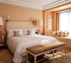 Двухместный люкс Park двуспальная кровать в Four Seasons Hotel London at Park Lane