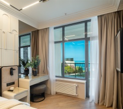 Двухкомнатный LUX с видом на море в Real Apartments Sochi