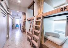 Кровать в общем номере в Eco Hostel Phuket