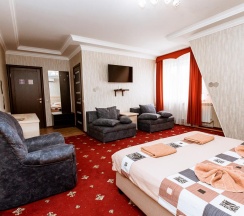 Комната полулюкс семейная в Лоза