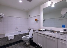 Студия Standard в Cape House Langsuan Hotel