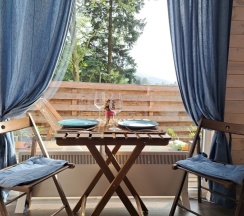 Домик "Море" в Tiny house polyana