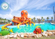 Номер Deluxe с красивым видом из окна в PP Mountain Beach Resort and Waterpark