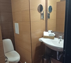 Номер комфорт с 1 двуспальной кроватью и балконом (с завтраком) в Ac-hotel