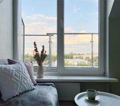 Видовая квартира на мансарде с террасой. Дом комфорт-класса "Royalpie". Царское село. НИИ Турнера, ЭКСПОФОРУМ. в Rauktis apartments