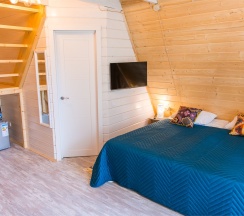 Теремок (Джуниор Сюит) в Остров