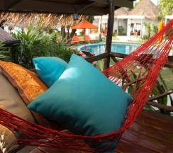Бунгало Classic с красивым видом из окна в Отель Secret Garden Beach Resort