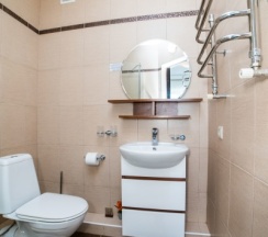 24 - Двухместный номер с балконом и прямым видом на море в Азов Инн