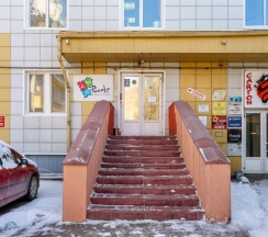 койко-место в восьмиместной комнате с четырьмя двухъярусными кроватями в Пазл