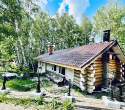 Особняк из вековых сосен в Gora Country Club