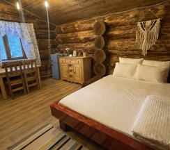 Дом No. 8 с красивым видом из окна в Дубки