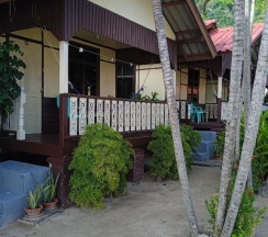 Бунгало с видом на море в Starlight Haad Rin Resort