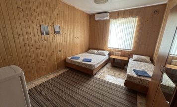 стандарт трехместный № 1 в Приветливый