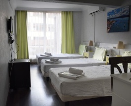 Трёхместный семейный номер Standard в Yalcin Hotel