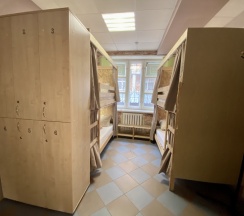 Отдельный шестиместный номер в Nice hostel