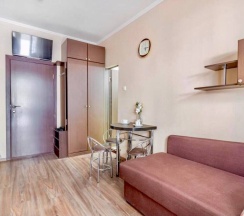 Трёхместная студия в Наш дом