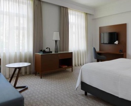 Двухместный номер Deluxe Superior двуспальная кровать в Armenia Marriott Hotel Yerevan