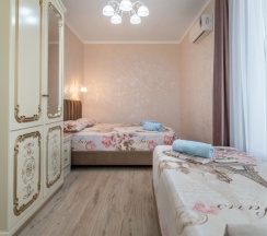 Апартаменты с балконом в Гостевой дом