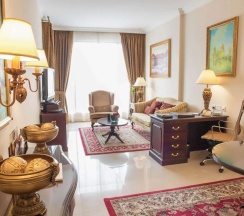Семейные апартаменты с 2 комнатами с видом на город в Mercure Barsha Heights