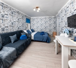 Четырехместный Стандартный номер с Балконом в гостевом доме SV на 3 этаже в Милка