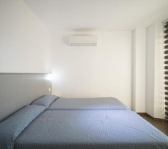 Двухместный номер Standard 2 отдельные кровати в Hostal Drassanes