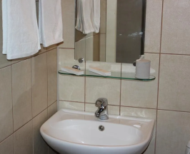 Двухместный номер с 2 односпальными кроватями в 4 комнаты