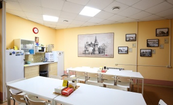 Бюджетный 1 местный номер в Бугров Хостел