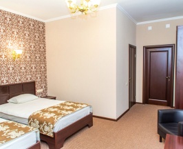 Стандартный двухместный номер с 2 отдельными кроватями в Кароза
