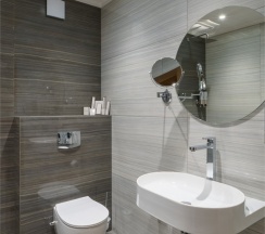 Стандарт с балконом в The Rison Hotel