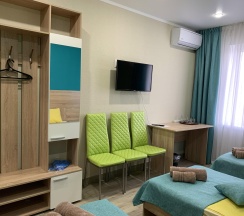 Номер эконом с 3 односпальными кроватями в Grand Oasis
