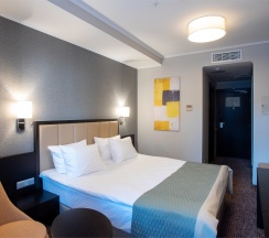 Эконом в Holiday Inn