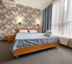 Двухместный номер с панорамным окном в VeryHotel