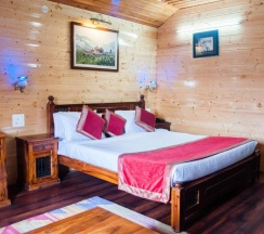 Люкс в Evaan Resorts Oakwood Hamlet Shoghi