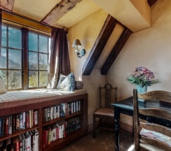 Коттедж с 4 комнатами в Juniper Ridge 16 5000 sq ft, Grand Chateau at Eagle, Expansive Mountain Views by RedAwning