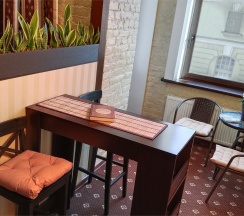 Апартаменты с ванной и балконом в My Favourite Garden Hotel