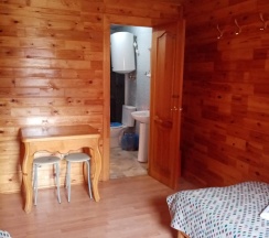 Коттедж стандарт с 2 односпальными кроватями в Колобок