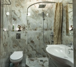 Номер стандарт с 1 двуспальной кроватью в Изумруд