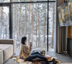 Двухэтажный номер люкс 60м² в панорамном дуплексе для 4 гостей в Август