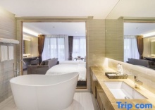 Трёхместный номер Deluxe в The Marin Phuket Kamala Beach