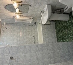 2-комнатный номер люкс с 1 двуспальной кроватью в Турист
