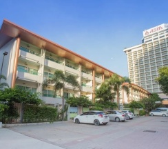 Двухместный номер Superior с балконом двуспальная кровать в Asia Cha Am Hotel