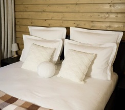 Стандартный коттедж с 1 спальней в Хюгге на озере