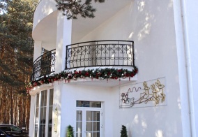 Апартаменты Усадьба Еловое в Новоабзаково