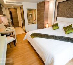 Двухместный люкс Deluxe с видом на город двуспальная кровать в iCheck inn Residences Sukhumvit 20
