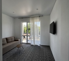Апартаменты с 2 комнатами с балконом и с красивым видом из окна в Higos Hotel