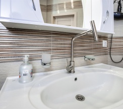 Евродвушка 50 кв.м. на берегу моря с бассейном ул. Мира 44 в Милка